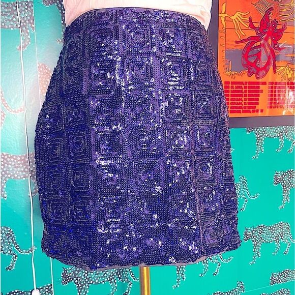 NWOT H&M Brand Dark Blue Sequin Festive Lined Mini Skirt Size 6 - Picture 2 of 8